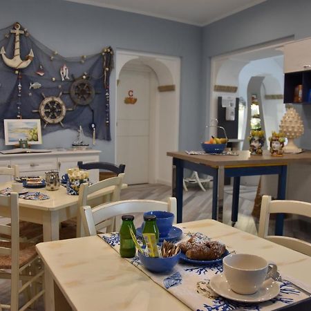 B&B Marina Blu Джардини Наксос Екстериор снимка