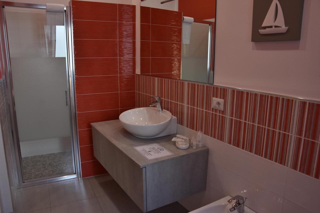 B&B Marina Blu Джардини Наксос Екстериор снимка
