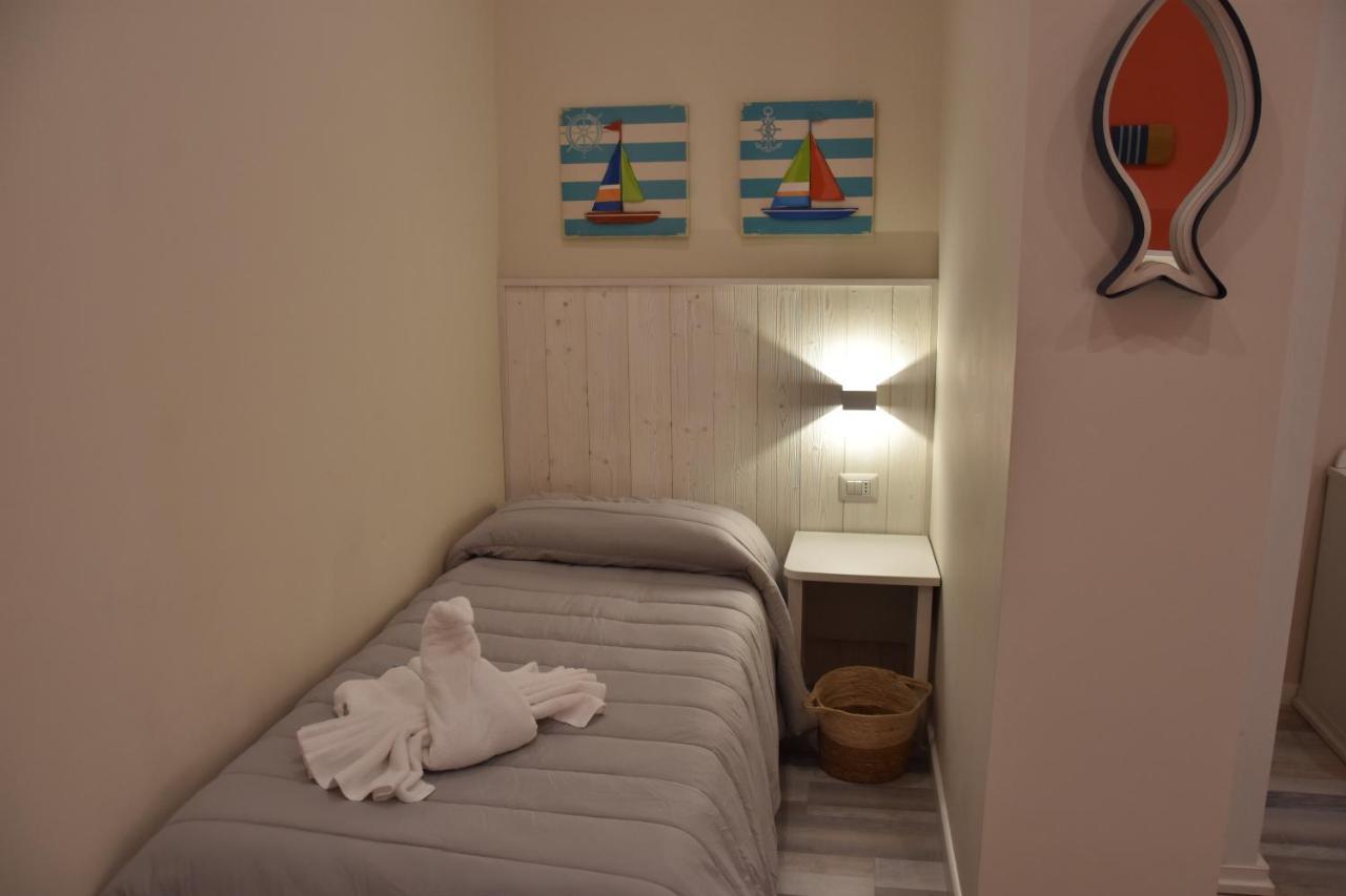 B&B Marina Blu Джардини Наксос Екстериор снимка