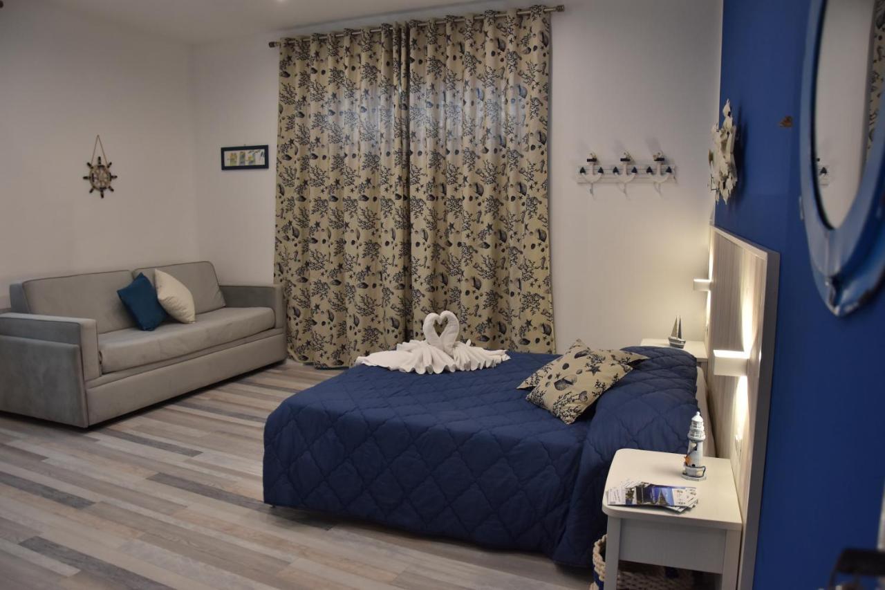 B&B Marina Blu Джардини Наксос Екстериор снимка